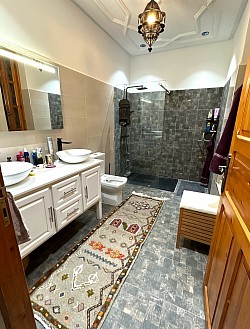Salle d’eau, suite Royale