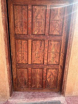 Porte du « ZIKBARAKA »
