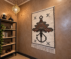 Tapis Berbère décoratif fibule, artisanal